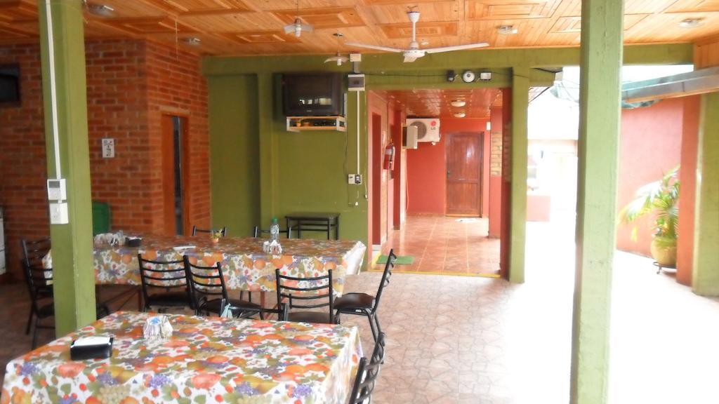Hotel Residencial Arcoiris Puerto Iguazú Pokoj fotografie